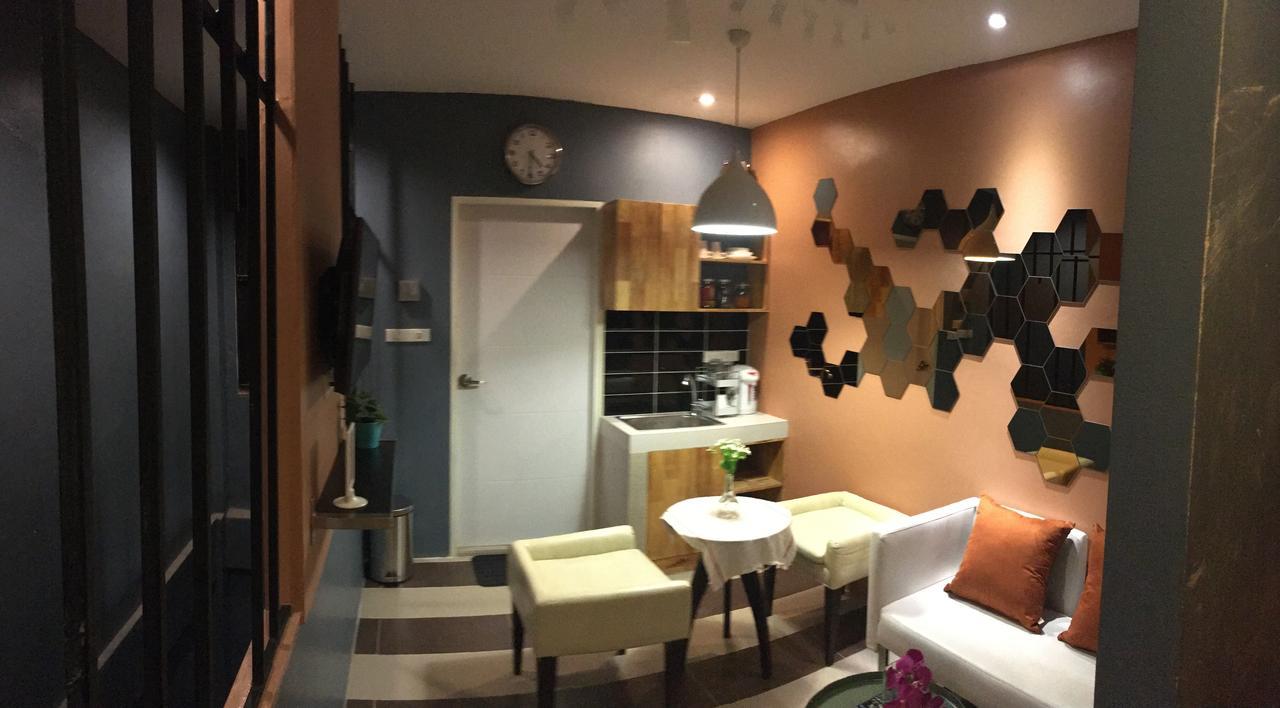 Siam Host Ratchada - Mrt Ladprao Hostel Bangkok Luaran gambar