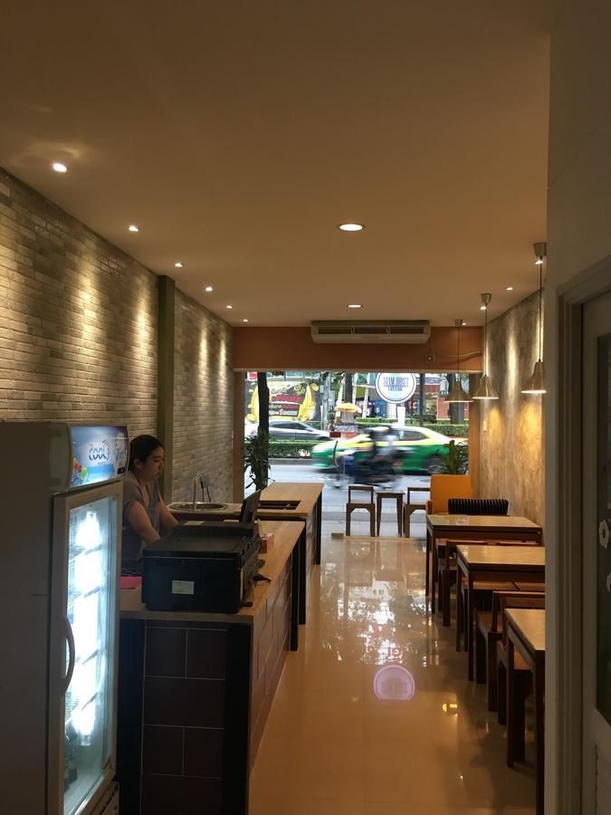 Siam Host Ratchada - Mrt Ladprao Hostel Bangkok Luaran gambar