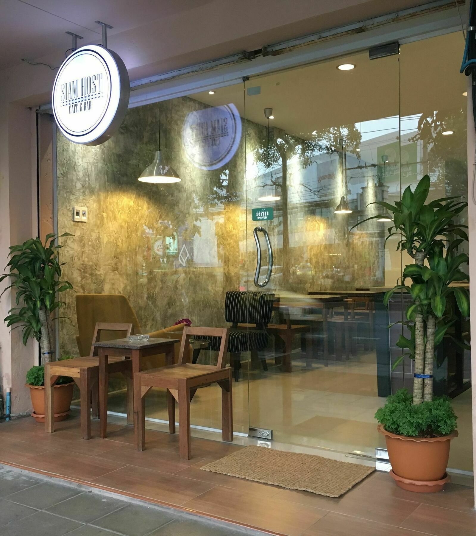 Siam Host Ratchada - Mrt Ladprao Hostel Bangkok Luaran gambar