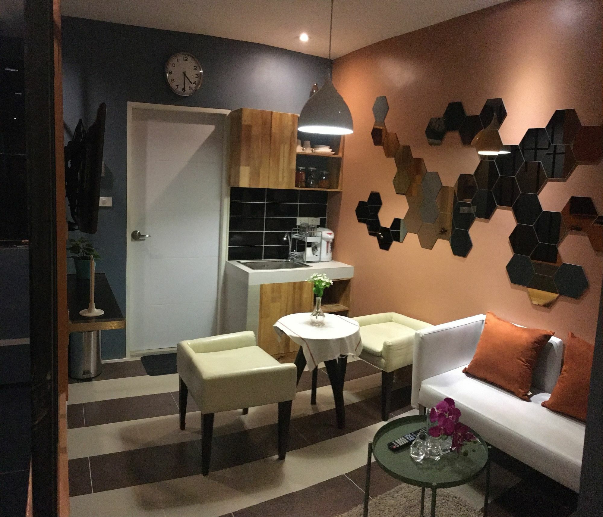 Siam Host Ratchada - Mrt Ladprao Hostel Bangkok Luaran gambar